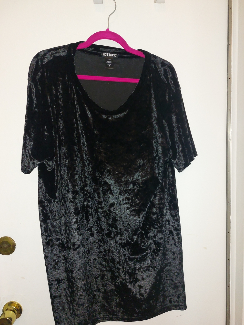 Hot Topic Black Crushed Velvet Short Sleeve Chemise